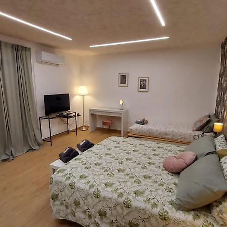 קטאניה Dn Holiday House מראה חיצוני תמונה