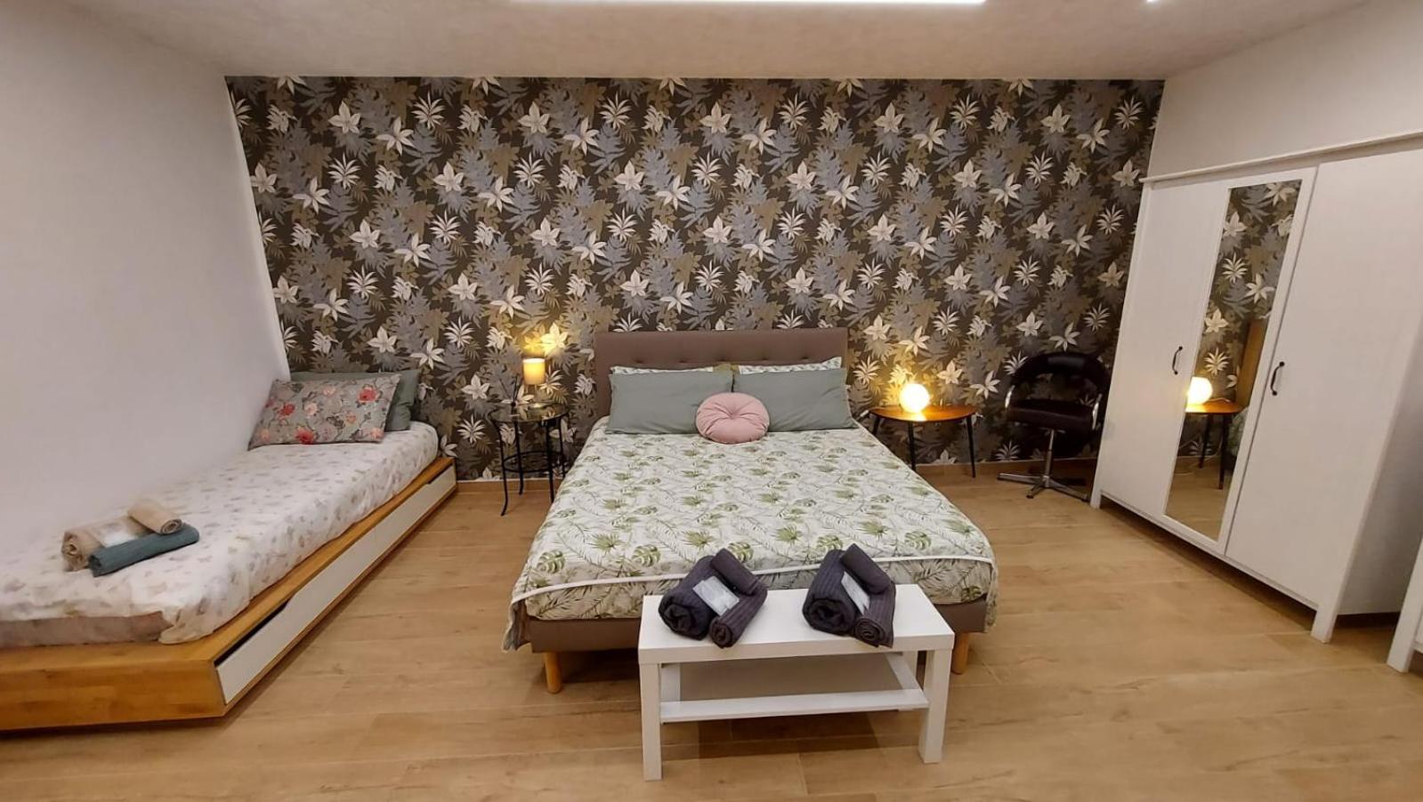 קטאניה Dn Holiday House מראה חיצוני תמונה